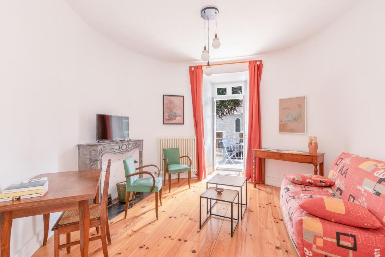 Cabana & Le Gite De La Tour - Proche Macon Nord Lugny 外观 照片